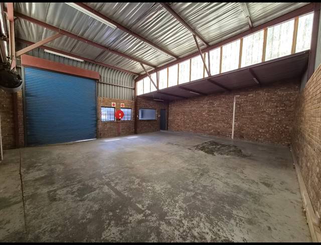 147M² WAREHOUSE TO LET IN WADEVILLE